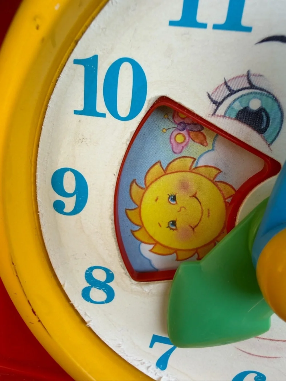 VTG 1994 Fisher-Price Musical Teaching Clock Wind-Up Toy Primary Colors Works!